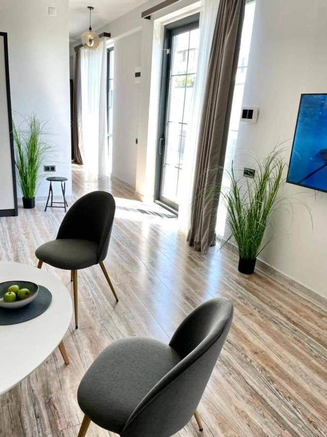 Grey House Apart otel Zovuni Dış mekan fotoğraf